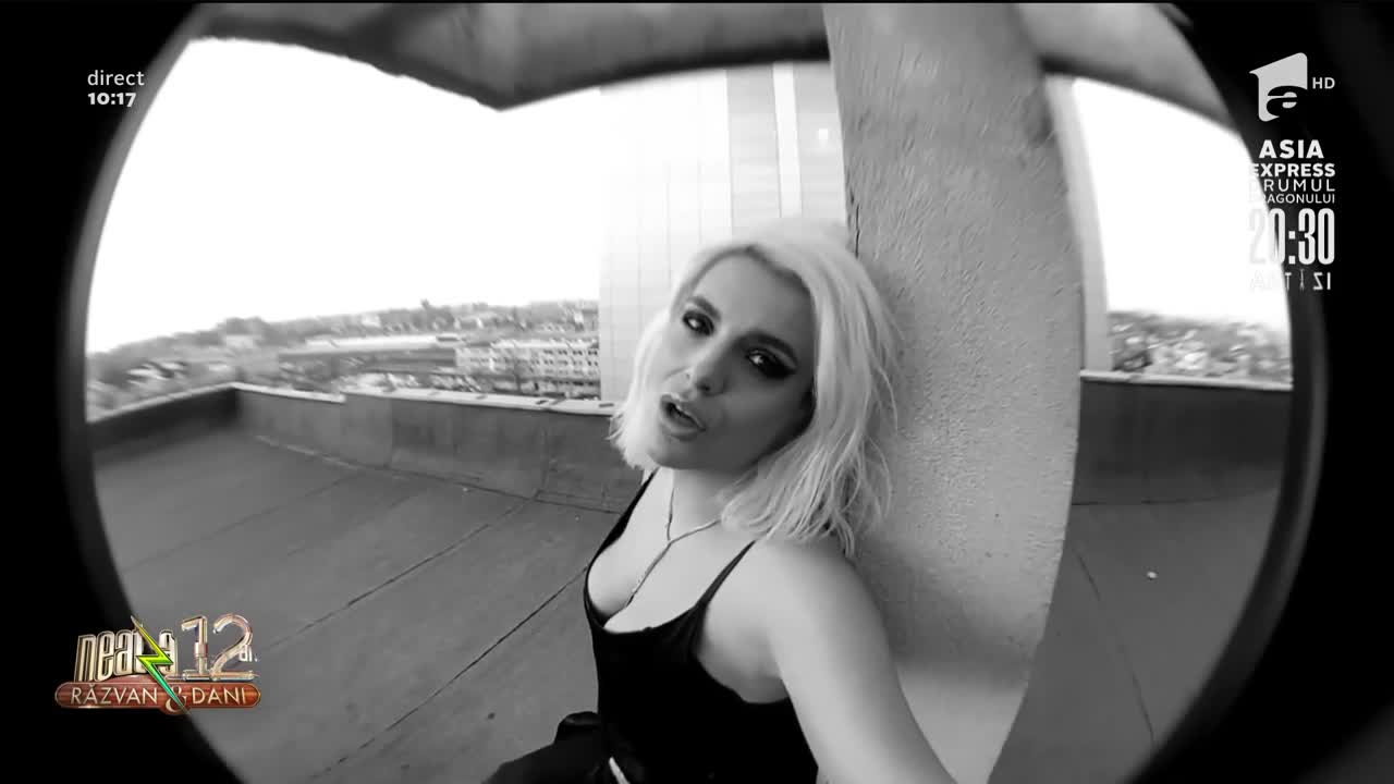 Romanița c&acirc;ntă melodia De dorul tău, la Neatza cu Răzvan și Dani