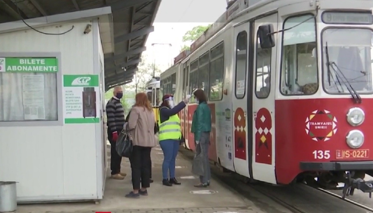 Salvați de măști, speriați de termometre