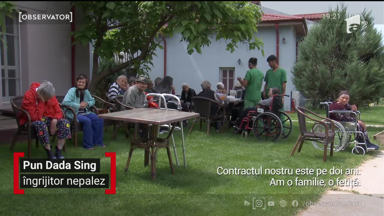 Bătr&acirc;nii de la centrul de v&acirc;rstnici din Călărași sunt &icirc;ngrijiți de nepalezi