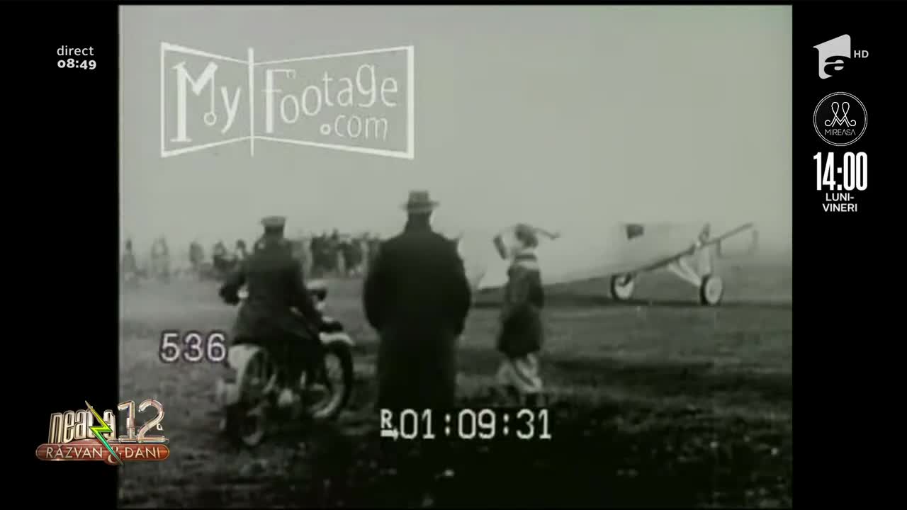 Smiley News. Fotbalista, povestea primei traversări a Ocenaului Atlantic cu avionul și farsa cu mingea de tenis