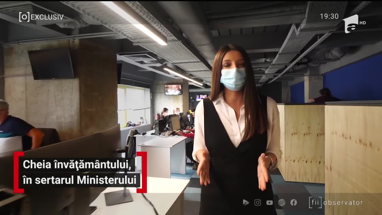 Uite reforma, nu e reforma! După ce a cerut o lege care să modifice programa &icirc;nvechită din şcoli, Ministrul Educaţiei &icirc;nt&acirc;rzie acum o semneze
