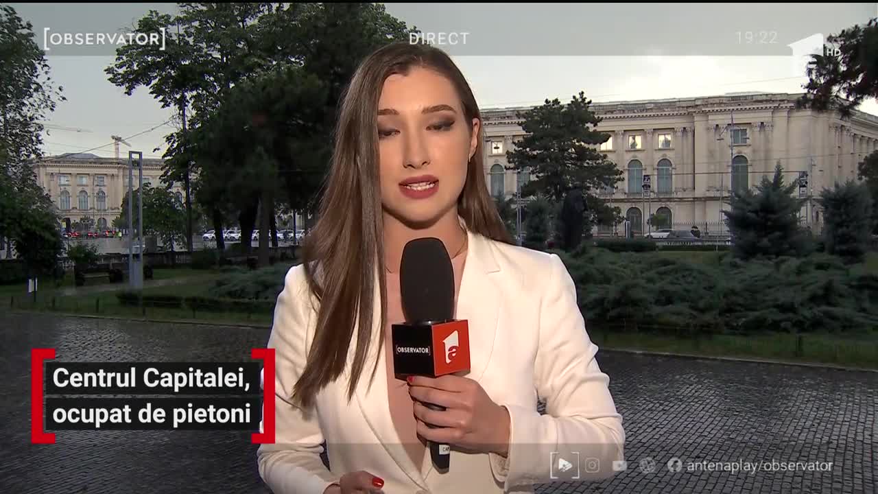 Centrul Capitalei devine zonă pietonală &icirc;n weekenduri. Ca să nu aglomereze parcurile, bucureştenii vor avea la dispoziţie mai multe străzi pentru promenadă