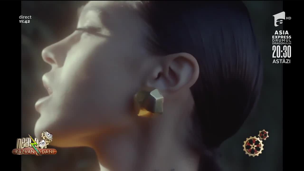 Karmen, fiica lui Adrian Minune, c&acirc;ntă piesa Bam Bam, la Neatza cu Răzvan și Dani