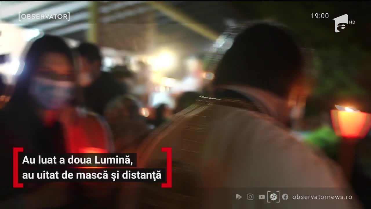 S-a scris &icirc;ncă o filă de scandal &icirc;n istoria Bisericii Ortodoxe! La Constanţa, lumina sf&acirc;ntă de la Ierusalim a fost &icirc;mpărţită a doua oară credincioşilor