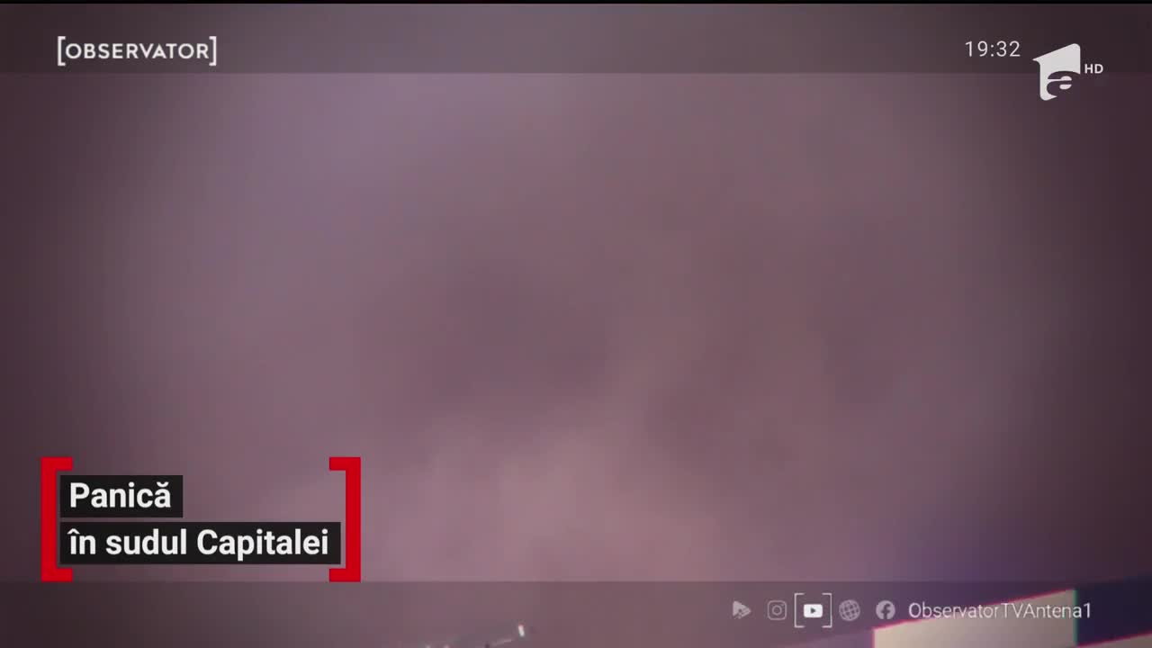 Panică &icirc;n sudul Capitalei. Depozite au ars ore &icirc;ntregi