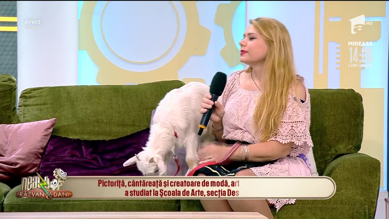 Maria Calfa, cu iedul &icirc;n platoul de Neatza cu Răzvan și Dani: Este pe post de cățel