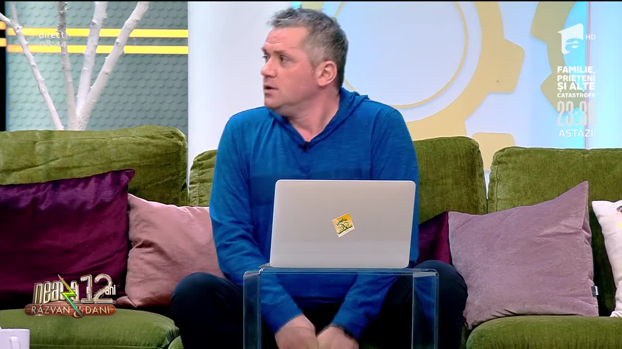 Smiley News: Jocuri de pandemie, camionul &icirc;n flăcări și c&acirc;inele de la piscină