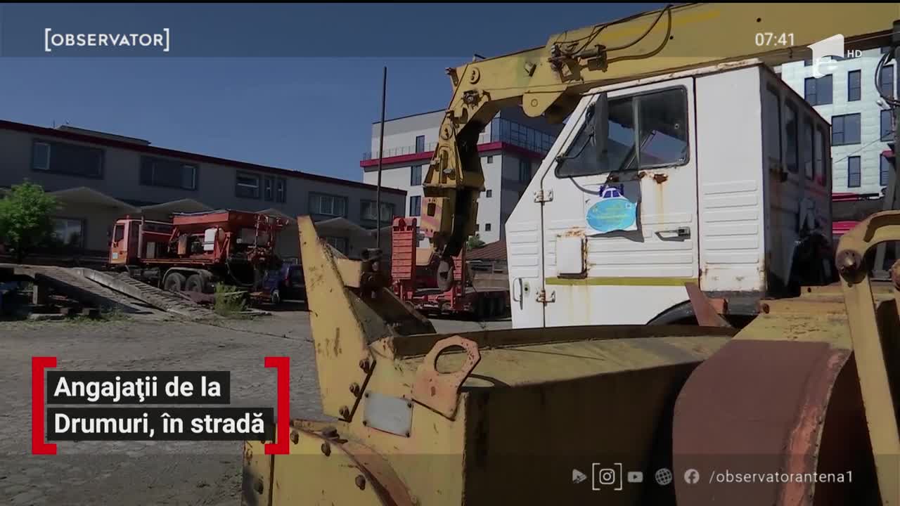 Angajații de la Drumuri, protest &icirc;n stradă pentru că nu şi-au primit salariile din ultimele luni