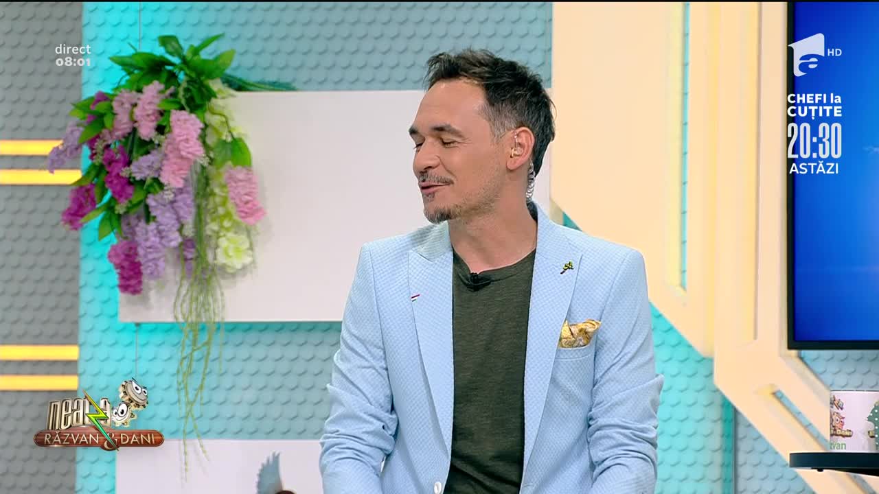 Moment super amuzant! Dani Oțil s-a &icirc;mbrăcat cu pantaloni prea str&acirc;mţi, iar Ramona Olaru și-a rupt rochia