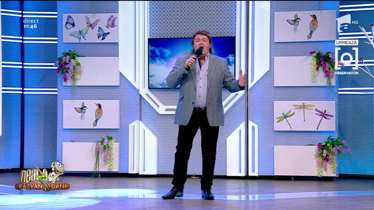 Adrian Romcescu c&acirc;ntă melodia Nu pleca, fericirea mea!, la Neatza cu Răzvan și Dani