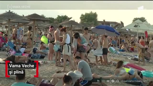 Marea e din nou ce-a fost. Sunt mii de oameni pe plajele din Mamaia şi Vama Veche. Poliţiştii &icirc;ncearcă să-i ţină pe turişti departe unii de alţii cu razii la care au tăiat amenzi peste amenzi