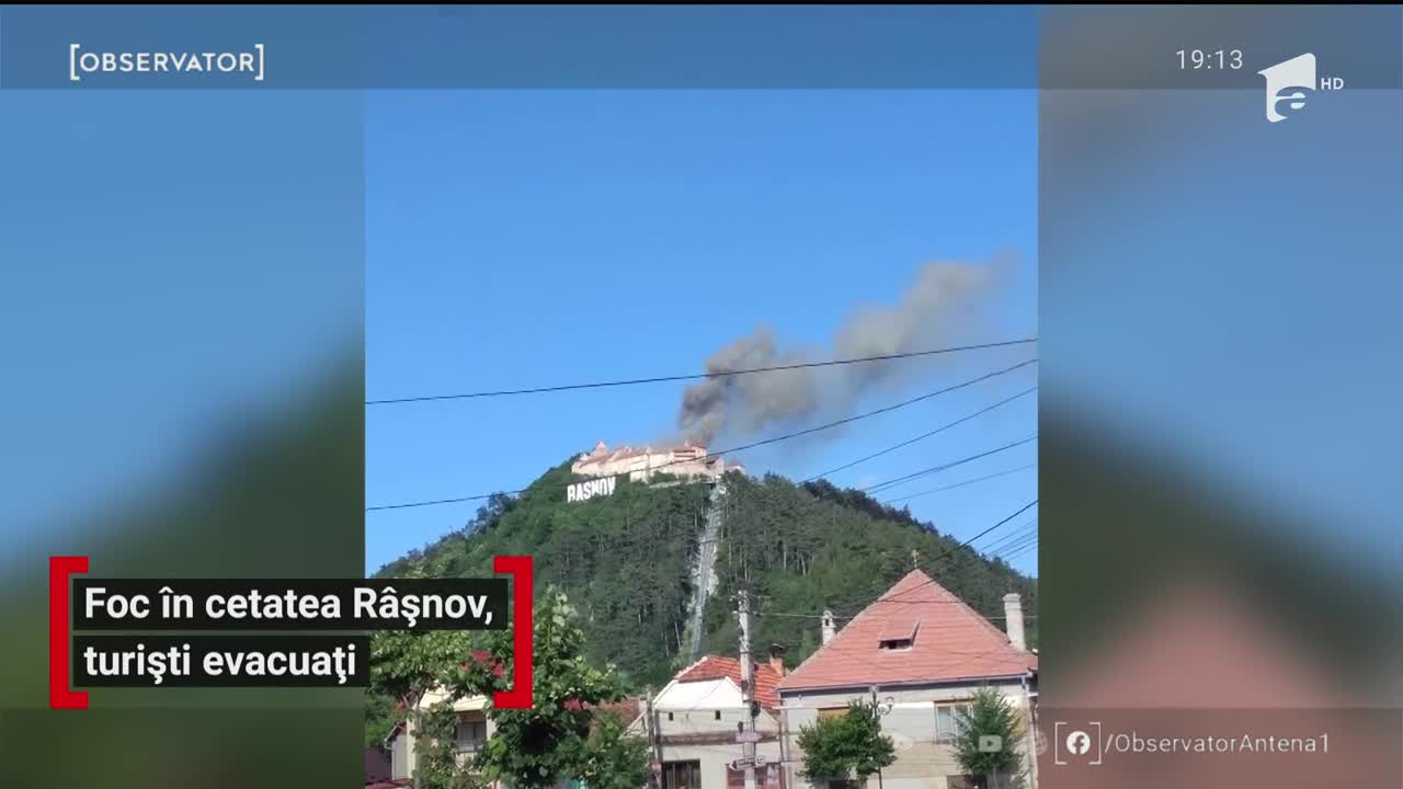 Foc &icirc;n Cetatea R&acirc;șnov, turiști evacuați