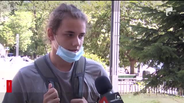 Trei din zece rom&acirc;ni spun că au economisit &icirc;n izolare