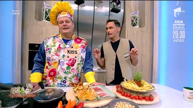 Reţeta lui Vlăduţ: Tagliatelle cu gălbiori