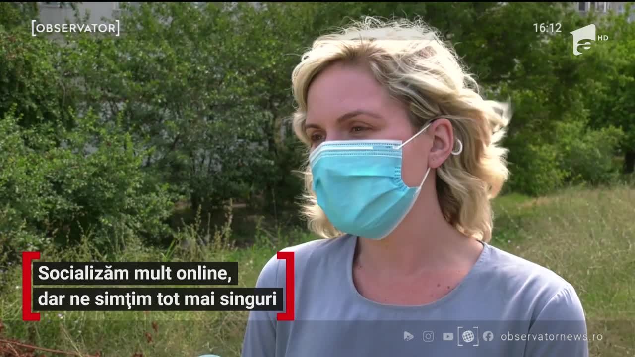 Socializăm mult online, dar ne simțim tot mai singuri
