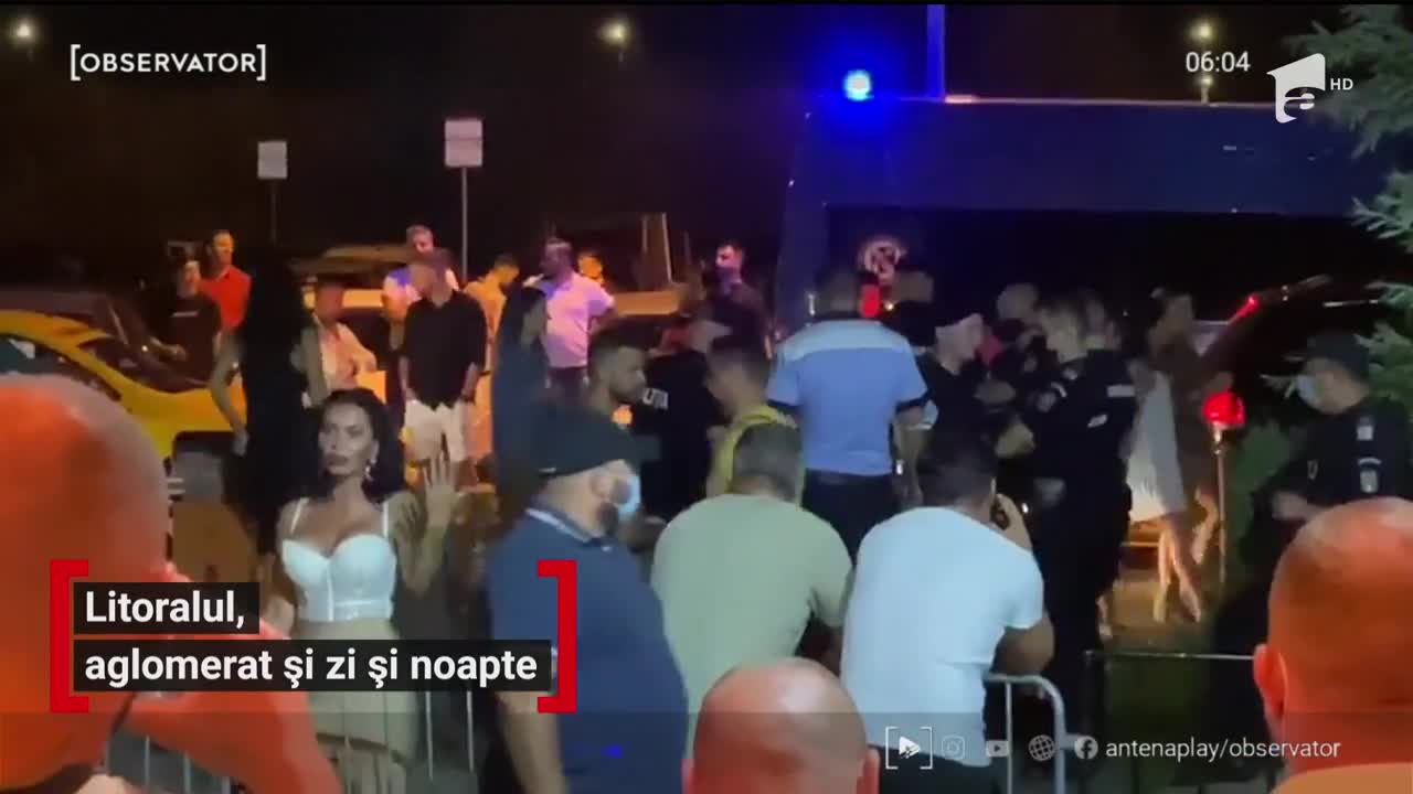 La mare, orice regulă de distanţare socială a fost dată uitării. Poliţiştii au intervenit să disperseze cozile formate &icirc;n faţa cluburilor