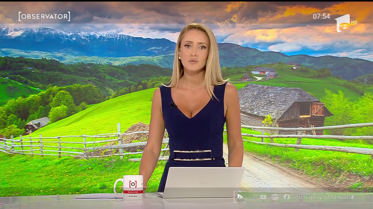 La 85 de ani, bunica Lucreţia a aprins pentru prima dată lumina