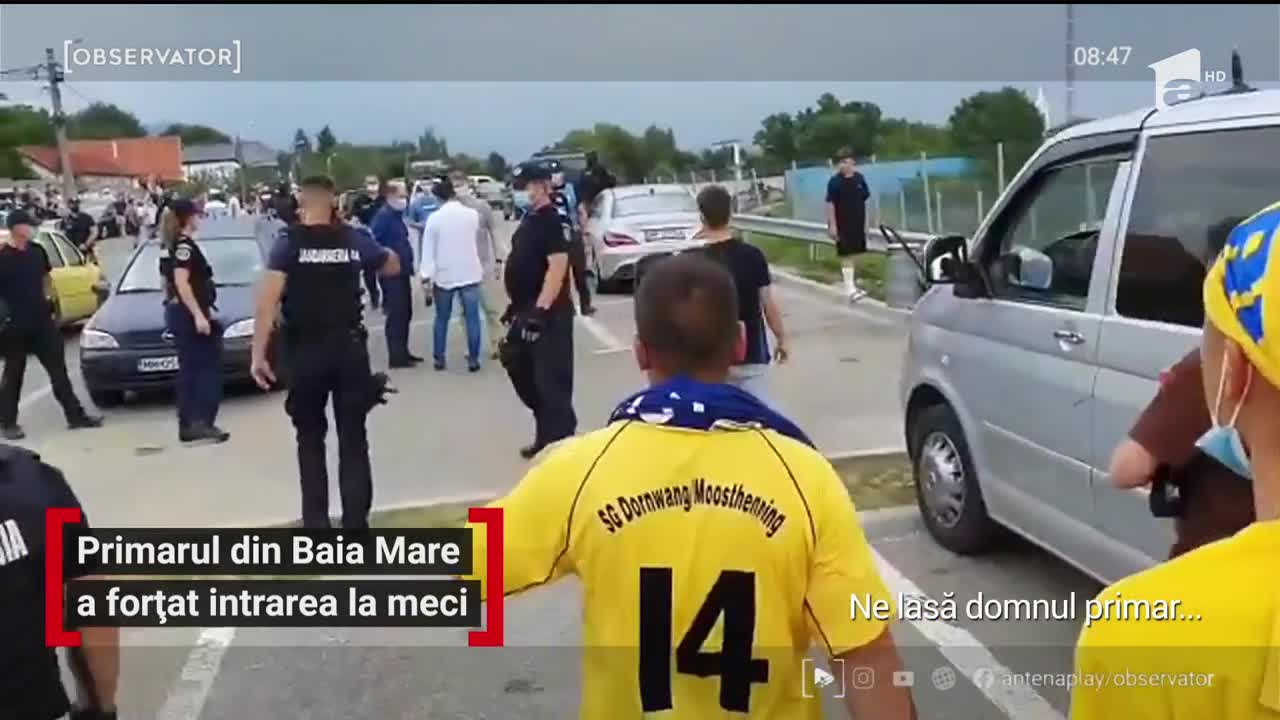 300 de suporteri ai echipei Minerul Maramureş au &icirc;ncercat să vadă, cu forţa, meciul echipei preferate