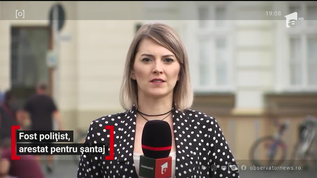 Un fost şef al Crimei Organizate a trecut de cealaltă parte a legii după pensionare. El le punea microfoane &icirc;n maşini şi case unor oameni de afaceri, pe care-i şantaja apoi cu sute de mii de euro
