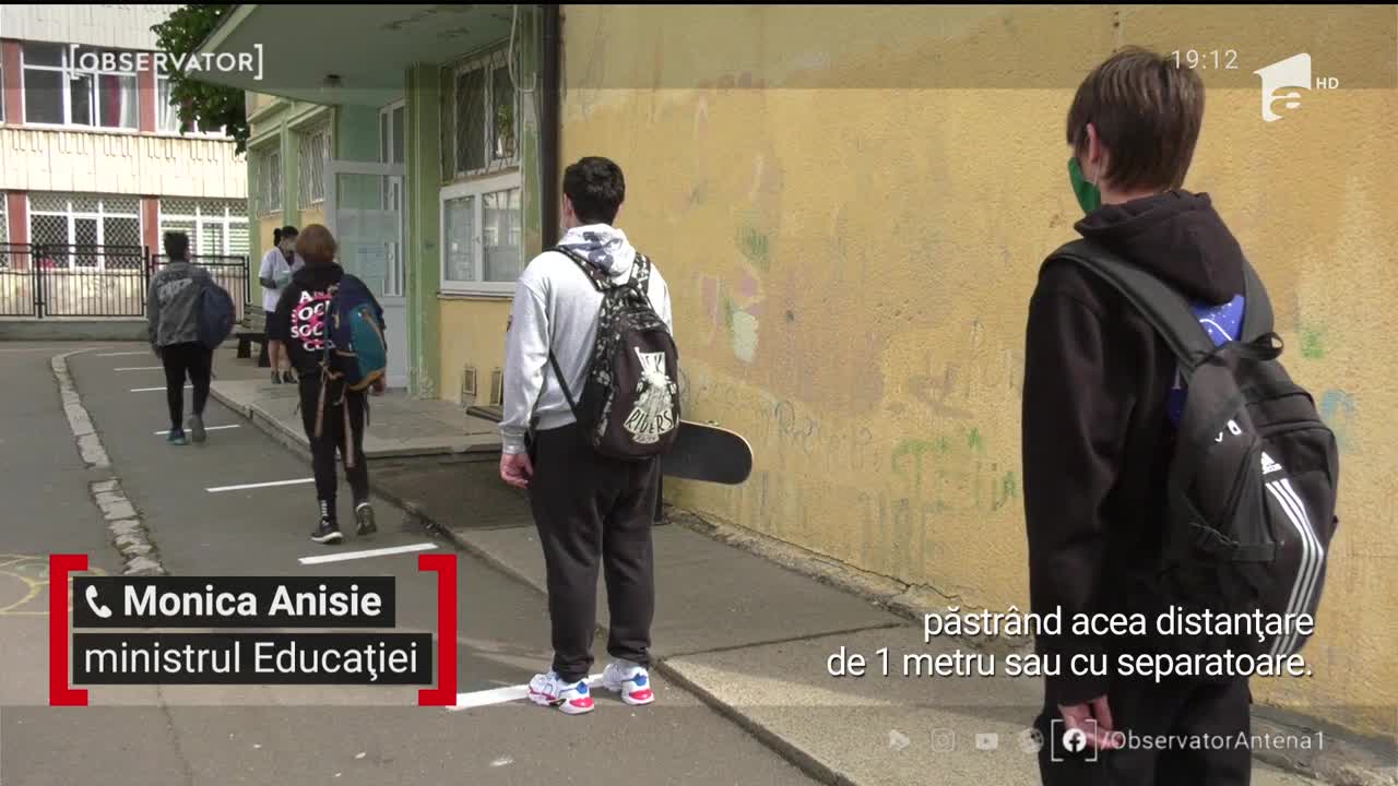 Reguli absurde la &icirc;nceperea școlii. Nu vor avea voie să se atingă de alţi copii, iar masca devine obligatorie