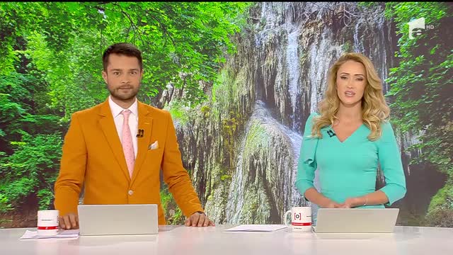Rom&acirc;nii redescoperă cascada care clocotește
