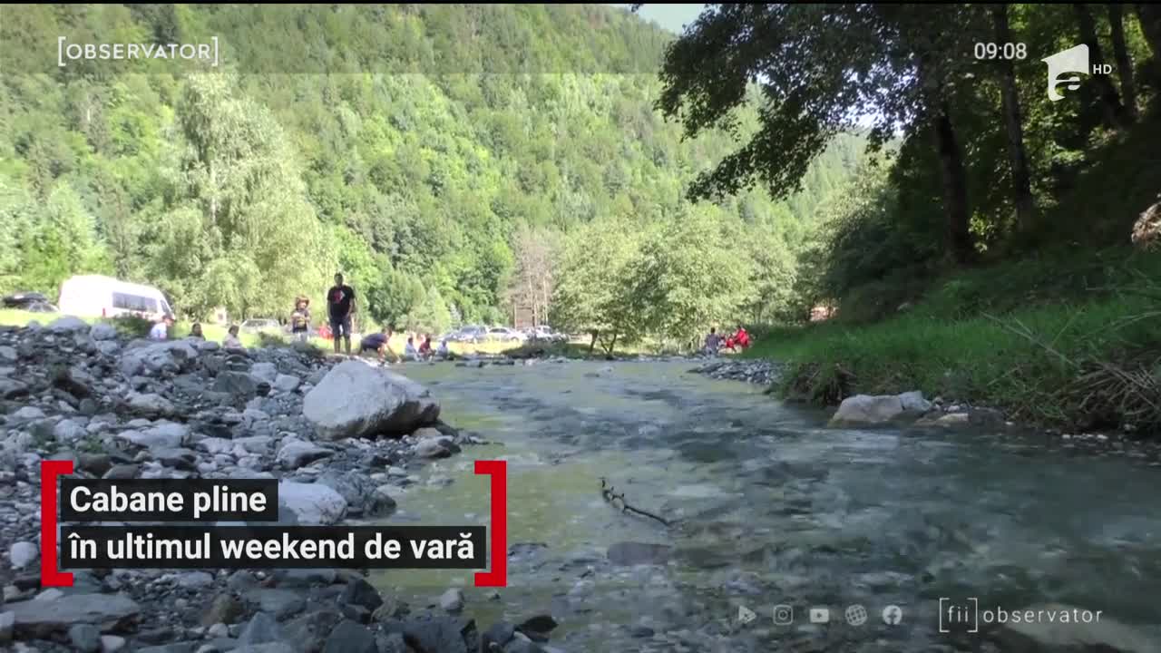 Cabanele de la poalele Pietrei Craiului, pline &icirc;n ultimul weekend de vară