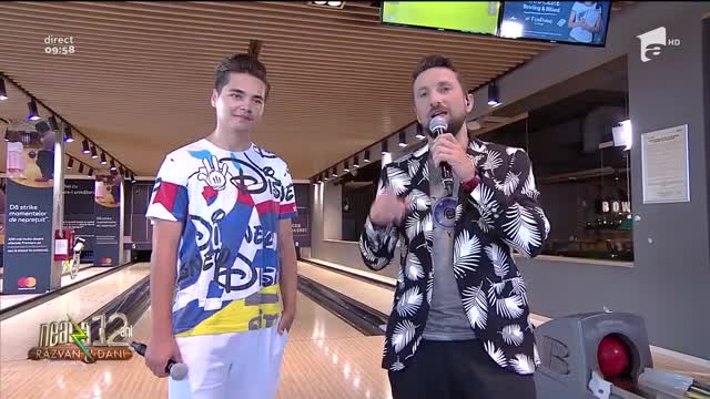 Super provocare pentru Selly! Vloggerul joacă bowling alături de echipa de la Neatza cu Răzvan și Dani