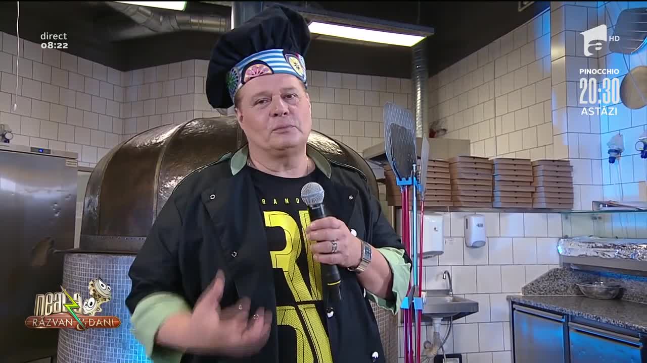 Plăcinte fructate, rețeta lui Vlăduț de la Neatza cu Răzvan şi Dani