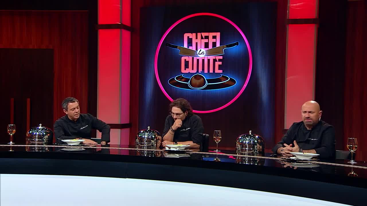 Micu Liviu a luat la analizat statuia lui Cătălin Scărlătescu: "Nu v-a prins expresia feței"