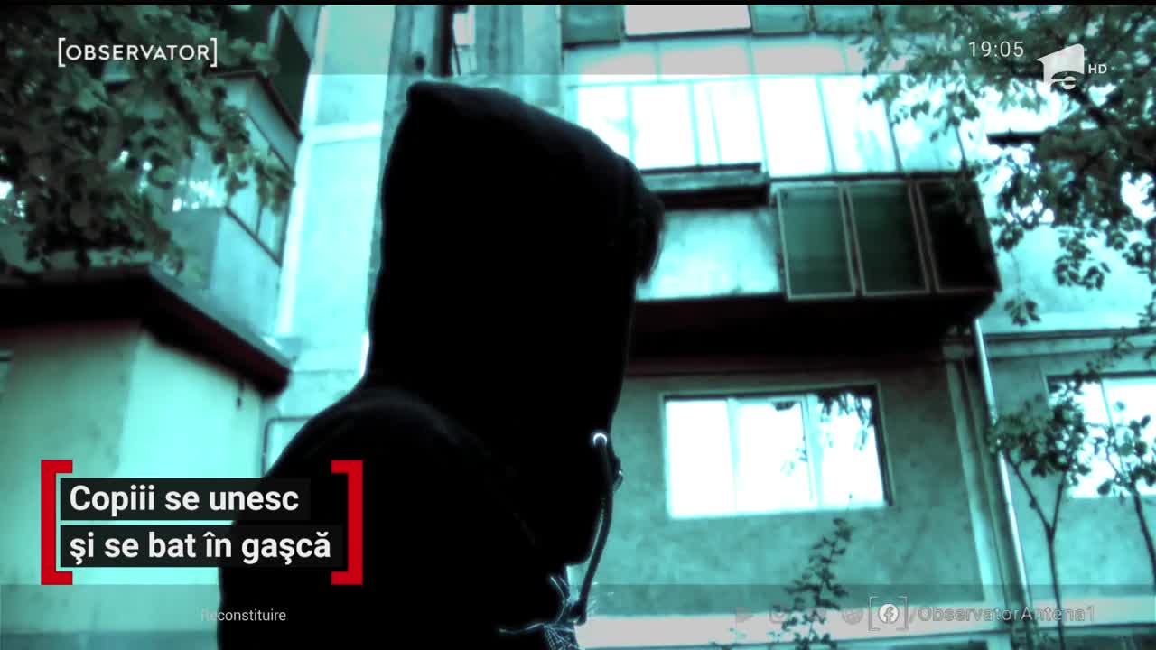 Violențe extreme, umilinţă şi furie. Trei adolescenţi din Gorj au fost reținuți după ce s-au filmat &icirc;n timp ce snopesc &icirc;n bătaie un băiat de 14 ani