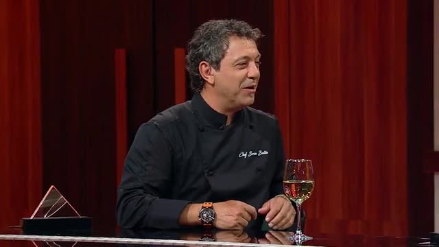 Ciorbele au dat năvala la "Chefi la cuțite"! Chef Dumitrescu: "Nu mai pot cu ele: