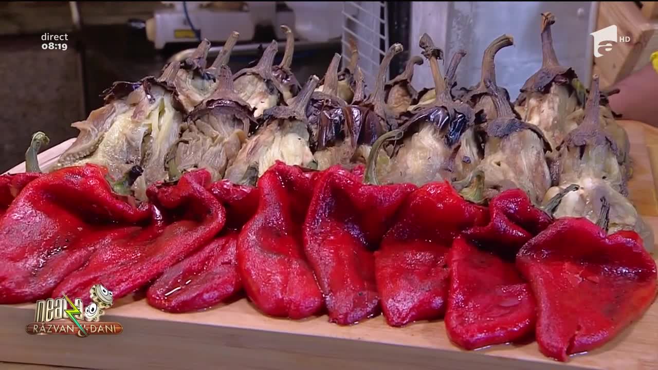 Zacuscă de casă, reţeta lui Vlăduţ de la Neatza cu Răzvan şi Dani