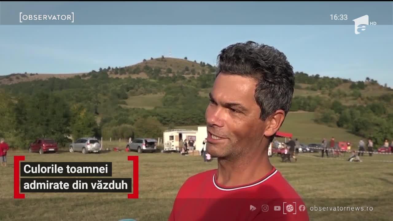 Festivalul de parapantă &icirc;n Odorheiul Secuiesc. Culorile toamnei, admirate din văzduh