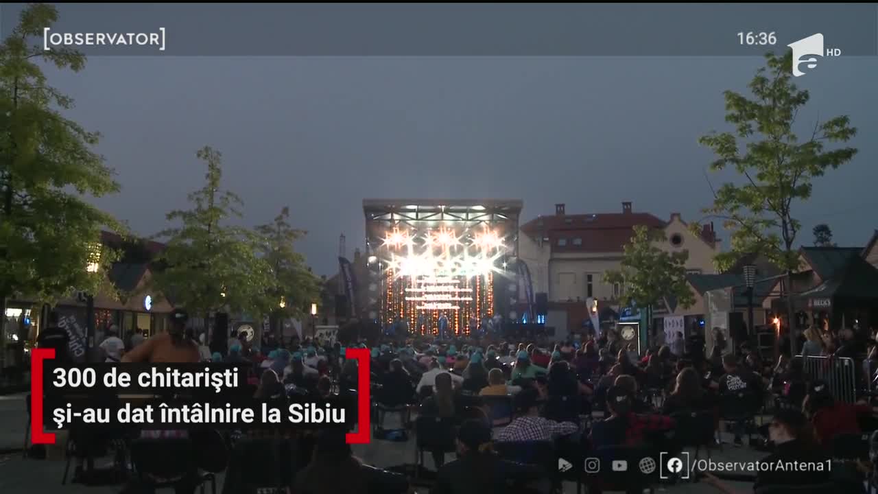Maraton muzical la Sibiu. 300 de chitarişti şi-au dat &icirc;nt&acirc;lnire