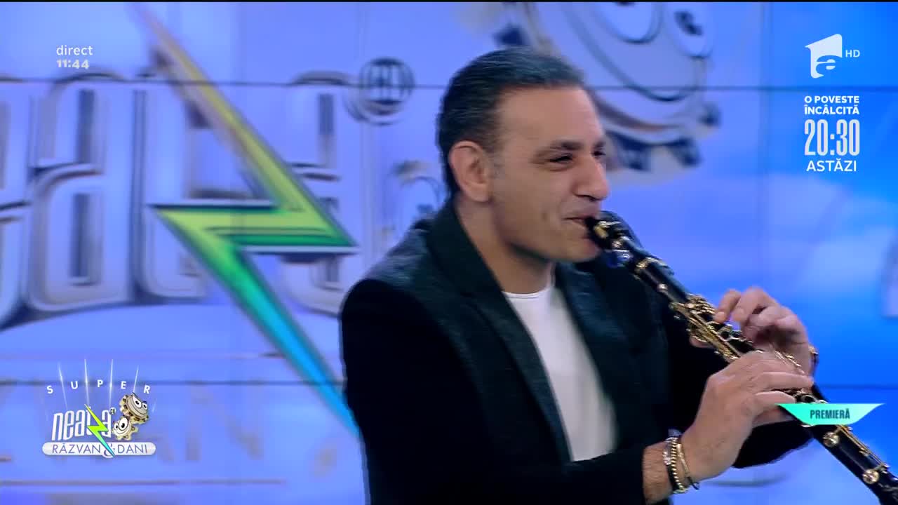Relu și The Zuralia Orchestra c&acirc;ntă Hop hop uite așa, la Neatza cu Răzvan și Dani