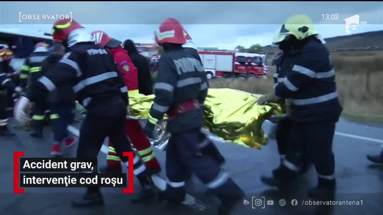 Cod roşu de intervenţie &icirc;n Iaşi. Un accident cu 13 victime s-a produs &icirc;n localitatea Leţcani