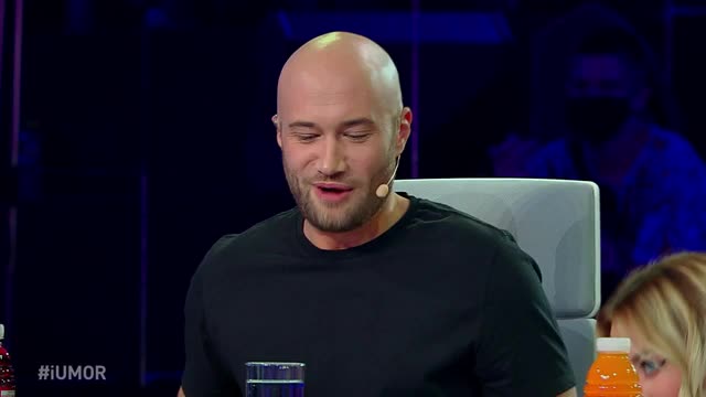 Jurgen Bonaccini, demonstrație de precizie în aruncarea cuțitelor, la iUmor!