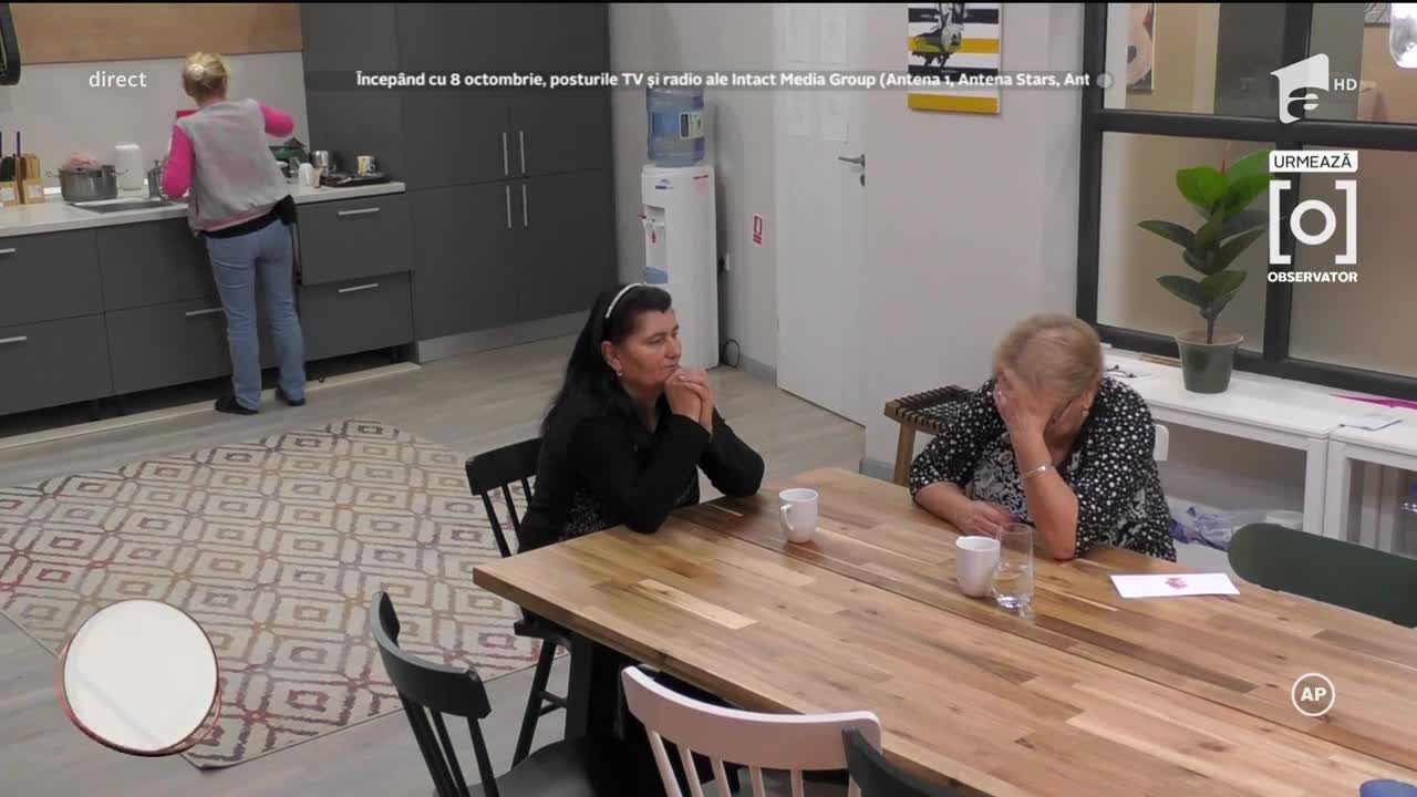 Claudia și-a pus sau nu silicoane? Concurenta dezvăluie ce intervenții estetice și-a făcut