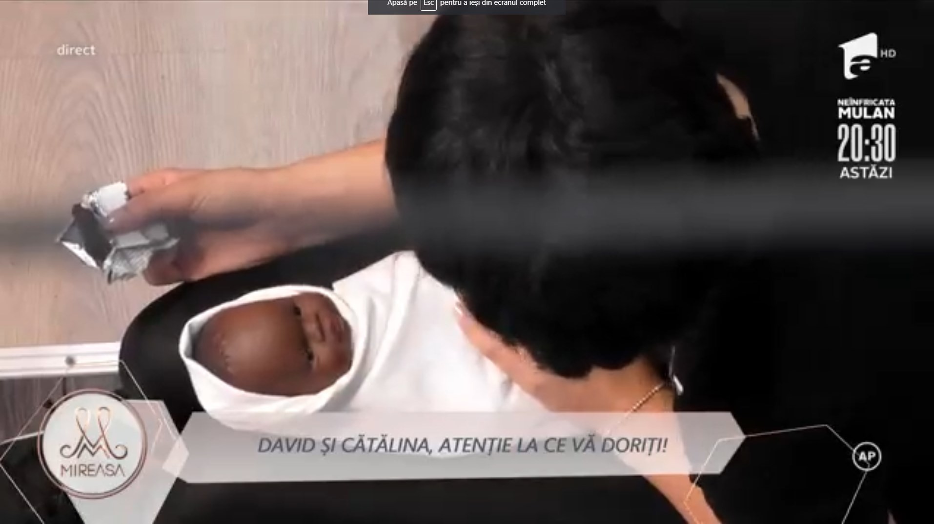 Primul bebeluș a ajuns &icirc;n casa Mireasa! Tata David și mama Cătălina sunt &icirc;n culmea fericirii