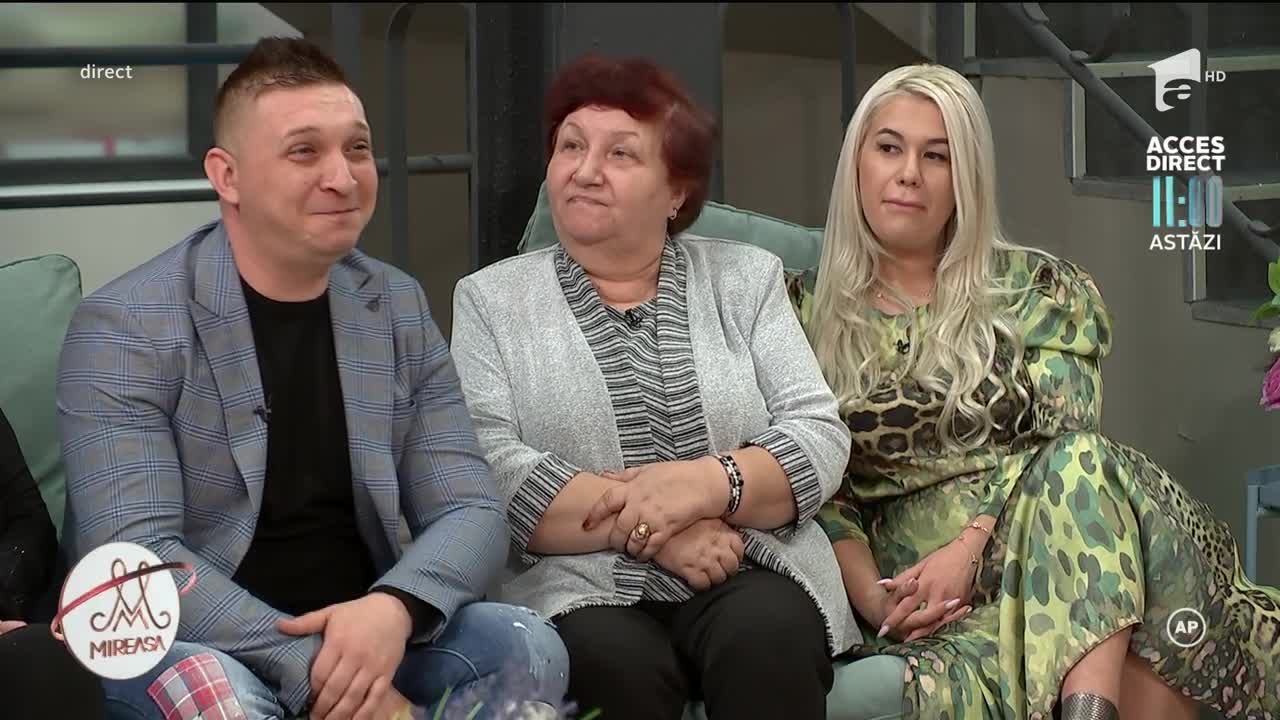 Denisa, prima interacțiune cu băieții din casa Mireasa