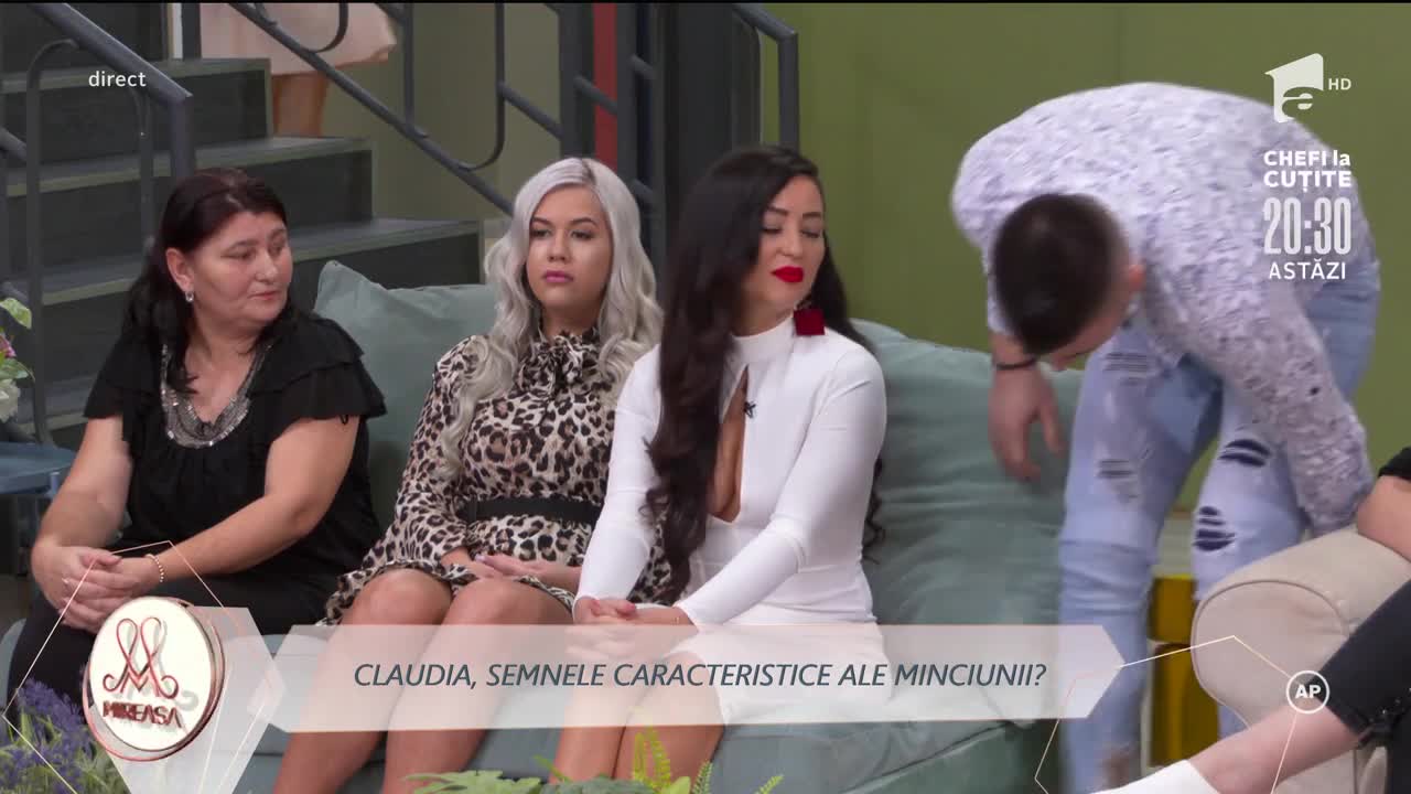 Claudia, acuzată de falsitate de către Ștefania: Nu e frumos să te duci cu b&acirc;rfa!