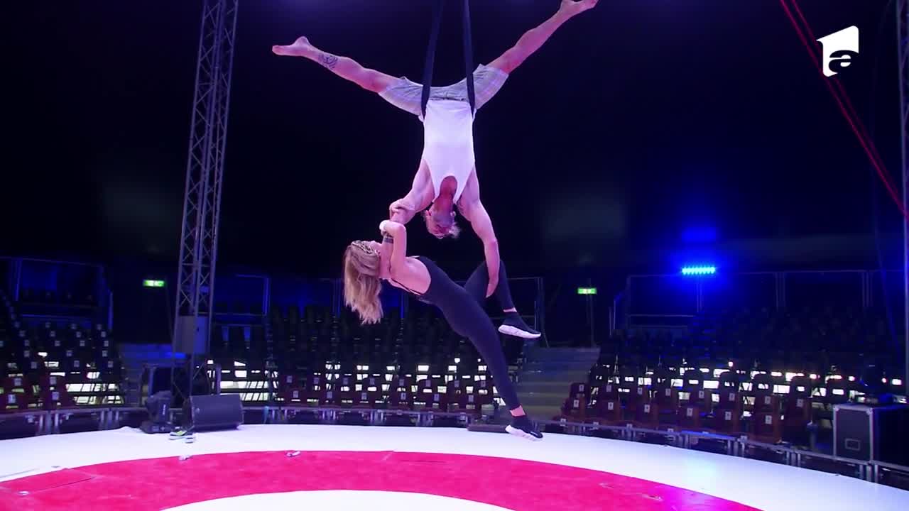 Ana Baniciu și Raluka, spectacol de acrobații la înălțime: Am simți că zbor