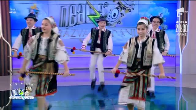 Larisa Barbu și Juniorii Școlii de Dans Rom&acirc;nesc "Larisa și Marin Barbu" - Jocuri din Vaslui