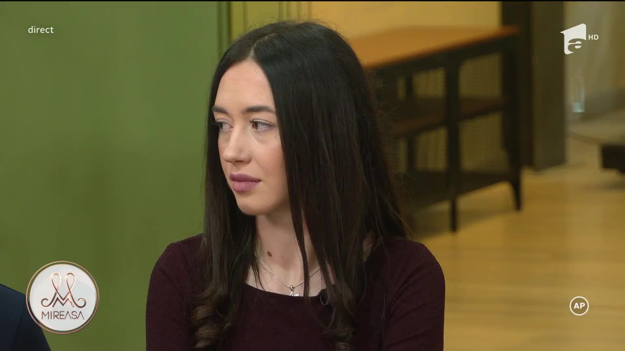 Fetele, curiozități &icirc;n lanț despre Ruxi!