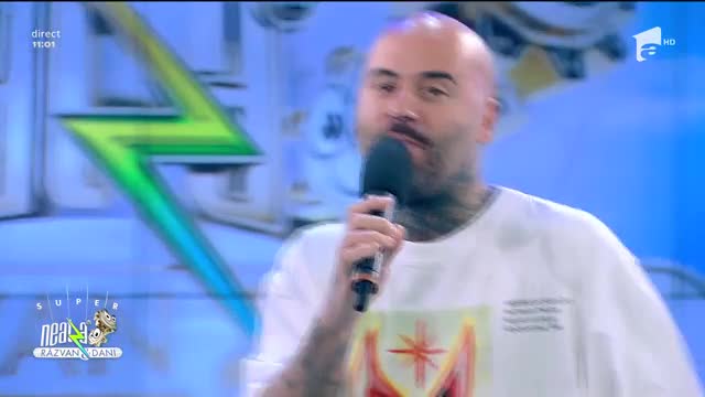 Matteo c&acirc;ntă piesa Arangabumba, la Neatza cu Răzvan și Dani