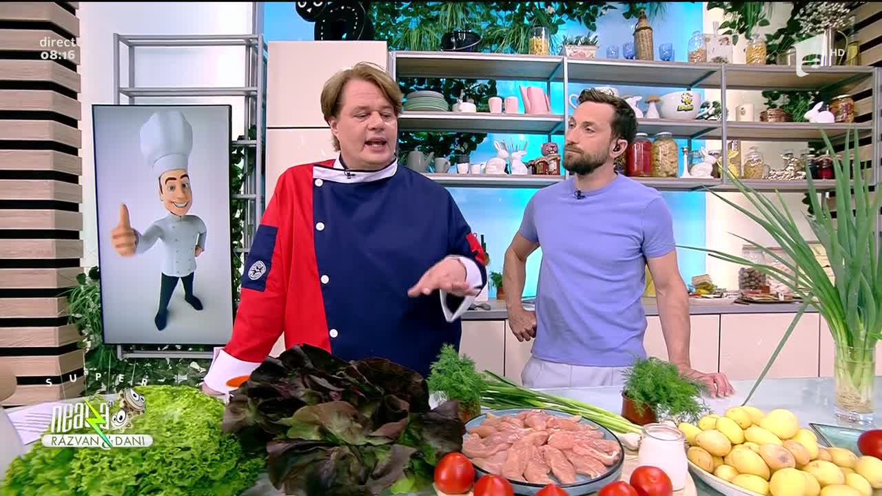 Plăcintă cu pui și cartofi noi, rețeta lui Vlăduț de la Neatza cu Răzvan și Dani