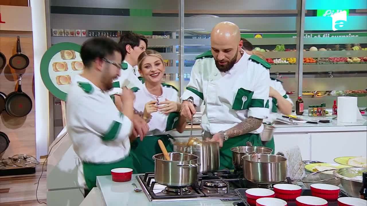 Doi dintre concurenţii echipei verzi sunt precum soţul şi soţia! Chef Sorin Bontea: "Riki, îţi iei bătaie, treaba ta!"