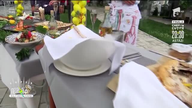 Meniu grecesc. Caracatiță, creveți, calamari, vedetele verii pe orice masă