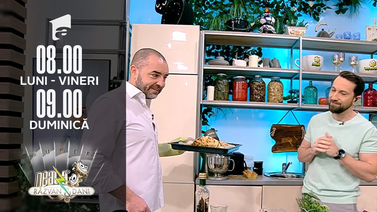 Super Neatza, 17 ianuarie 2022. Chef Radu Darie gătește: Supă de dovleac copt cu creveți, ruladă de pui cu salsa grecească și chec cu afine