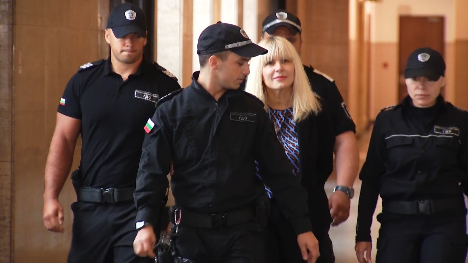 Fugara Elena Udrea îi imploră pe bulgari să nu o trimită în România. Le-a povestit că închisorile noastre arată rău